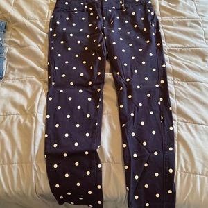 Old Navy Polka Dot Navy/White Pixie Ankle (Size 6)